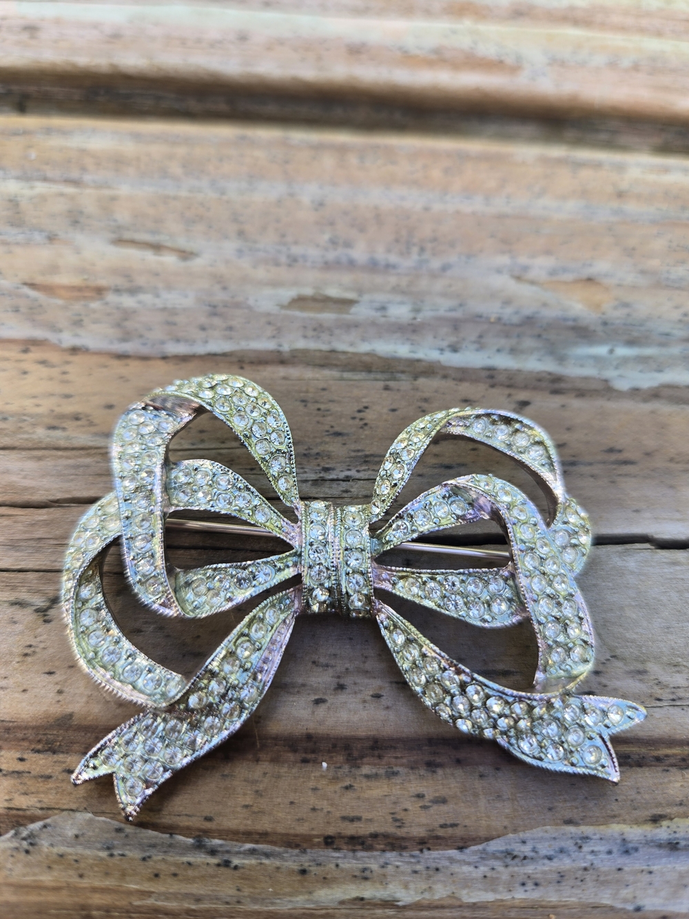 Carolee Crystal Bow Brooch in Pale Yellow and Clear Tones